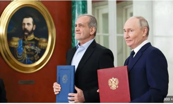 آلية العودة السريعة للعقوبات snapback على إيران تُعمّق التوافقَ الإيراني - الروسي