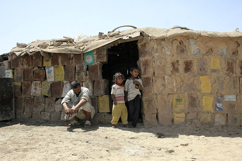 {"id":283719,"title":"\u062d\u0645\u0627\u064a\u0629 \u0627\u0644\u0641\u0626\u0627\u062a \u0627\u0644\u0623\u0643\u062b\u0631 \u0636\u0639\u0641\u0627\u064b \u0645\u0646 \u0627\u0644\u0627\u0633\u062a\u063a\u0644\u0627\u0644 \u0627\u0644\u0627\u0646\u062a\u062e\u0627\u0628\u064a","category_id":111,"image":"\/filestorage\/176503078169343b7d87a2c.jpg","counter":12,"slug":"N2AFOazk","category":null}